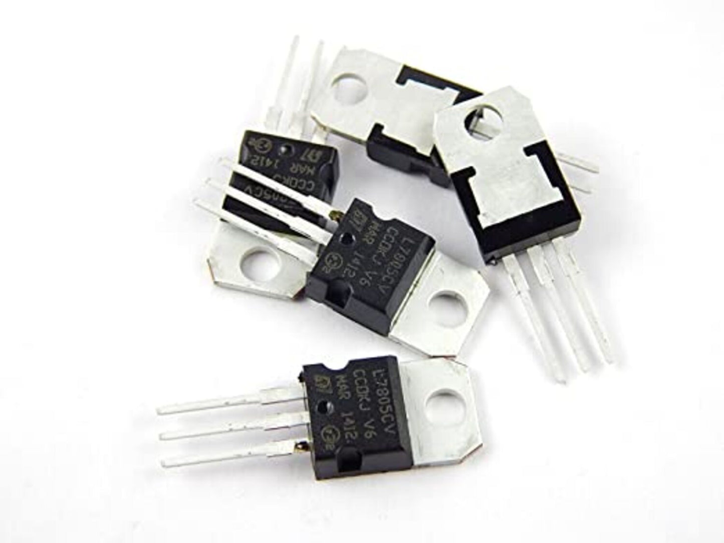 IC L7805 Voltage Regulator